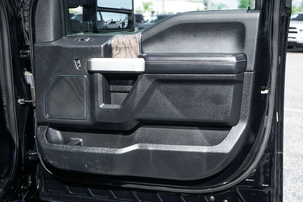 Used 2017 Ford F350 Lariat w/ Lariat Ultimate Package image 43