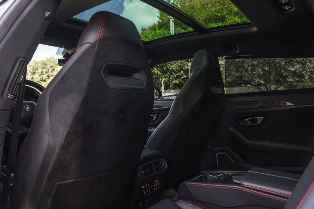 Used 2023 Lamborghini Urus Performante image 19