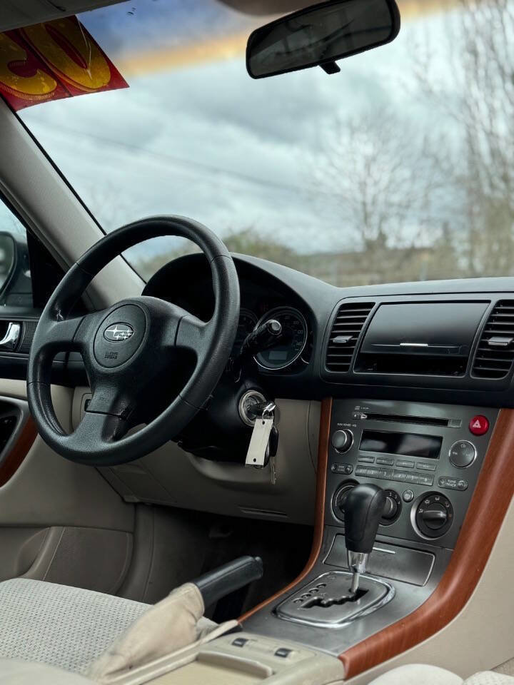 Used 2005 Subaru Outback 2.5i image 3