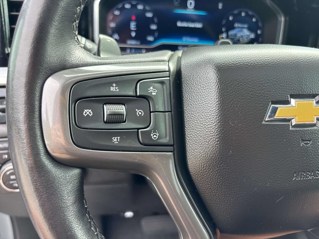 Used 2025 Chevrolet Silverado 1500 High Country AWD/4WD image 26
