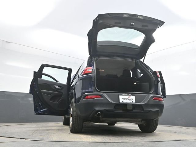 Used 2014 Jeep Cherokee Sport w/ Trailer Tow Group image 49