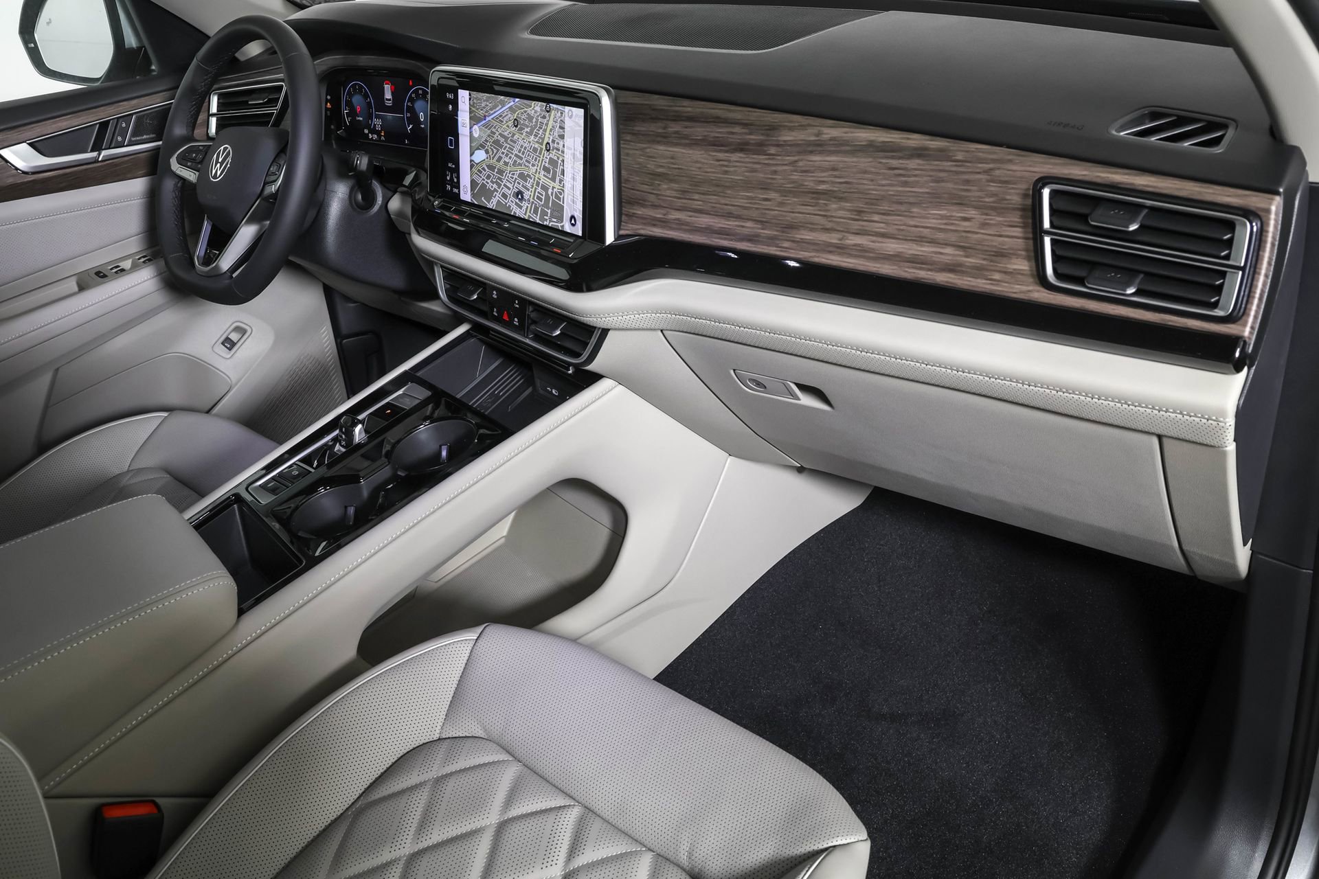 New 2026 Volkswagen Atlas SEL Premium R-Line image 44