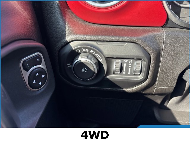 Used 2019 Jeep Wrangler Unlimited Rubicon w/ LED Lighting Group image 7