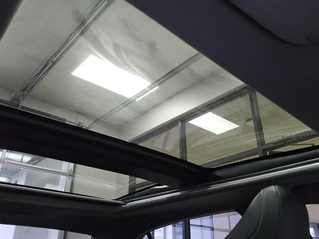 Used 2018 Toyota Camry XSE image 21