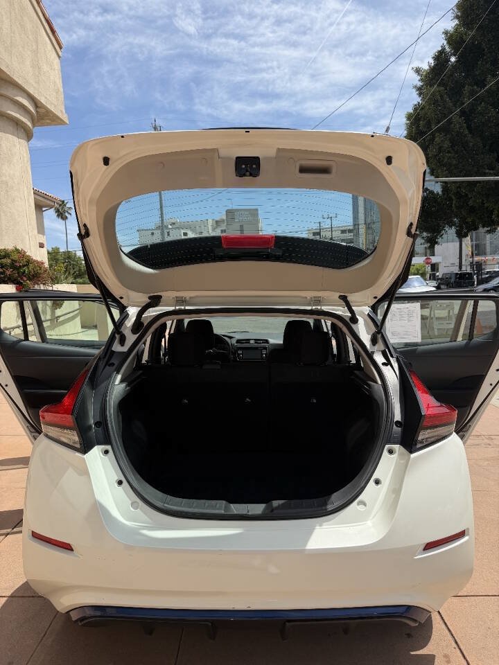 Used 2018 Nissan Leaf SV w/ SV All Weather Package FWD image 18