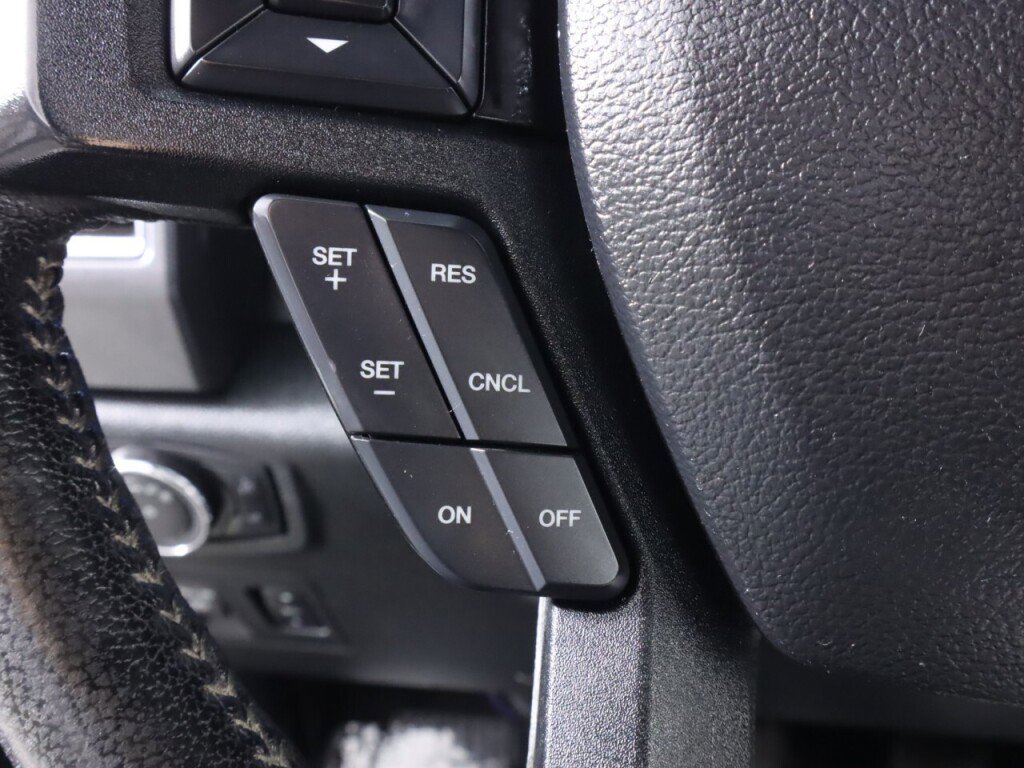 Used 2016 Ford F150 XLT w/ Equipment Group 302A Luxury image 14