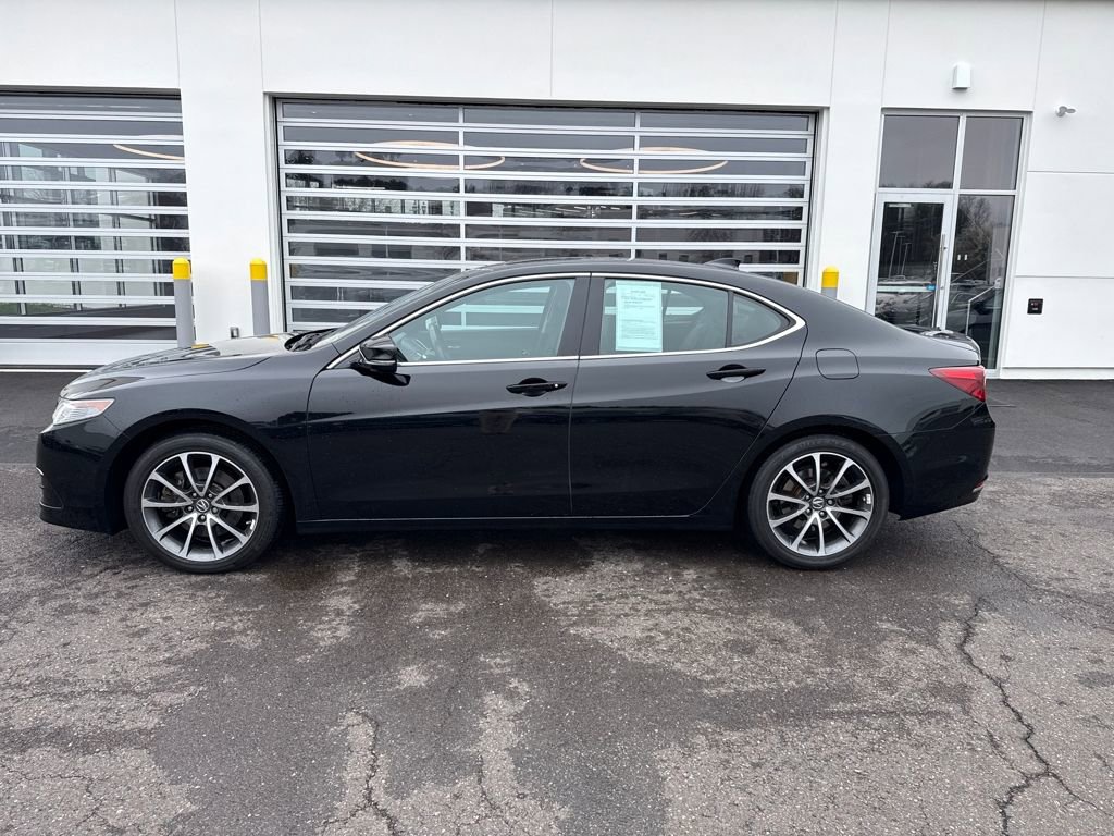 Used 2016 Acura TLX V6 w/ Technology Package image 2