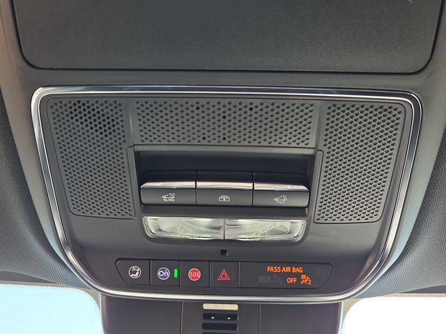 New 2026 GMC Acadia Denali w/ Super Cruise Package image 33