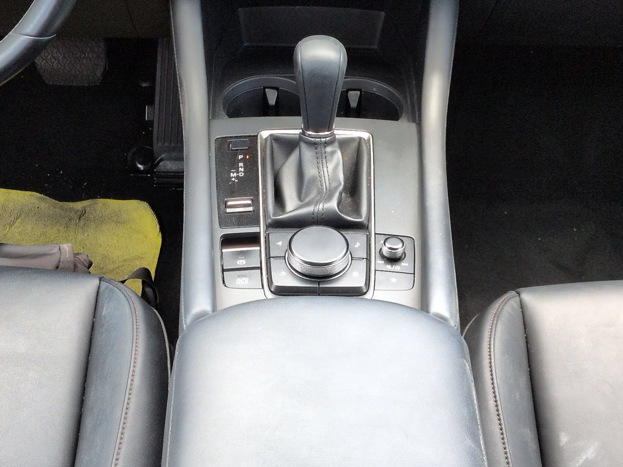 Used 2021 MAZDA MAZDA3 s FWD image 19