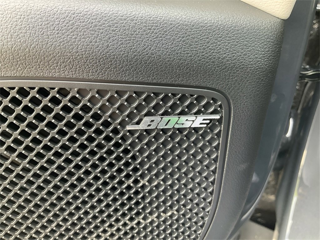 New 2025 Hyundai Tucson Limited image 18