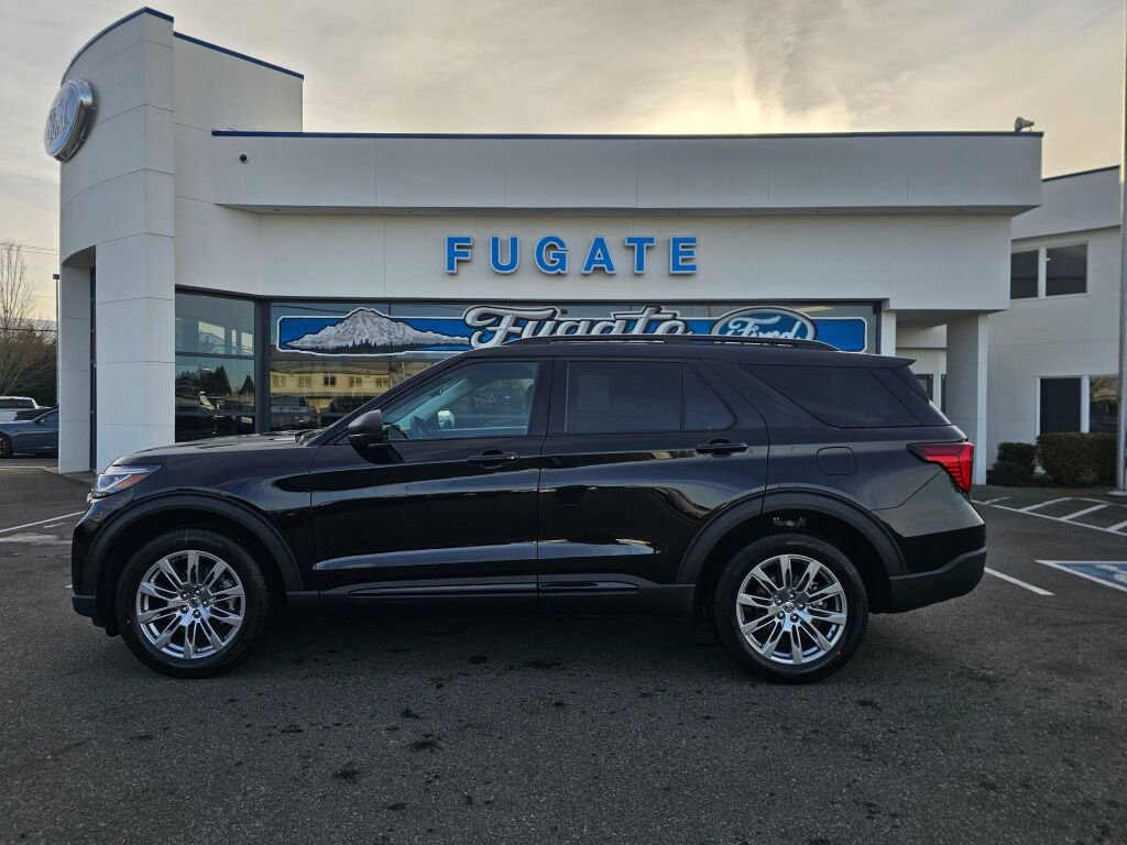 New 2026 Ford Explorer Active w/ Active Comfort Package image 1