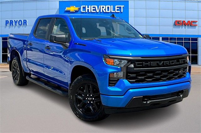 New 2026 Chevrolet Silverado 1500 Custom w/ Turbomax Blackout Package