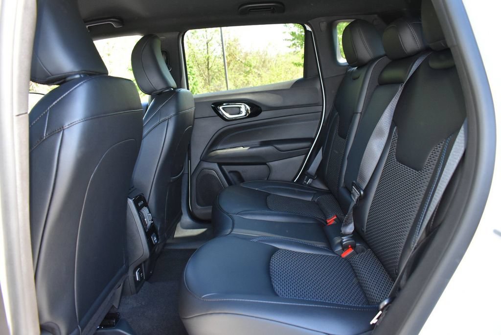 New 2026 Jeep Compass Latitude AWD/4WD image 23