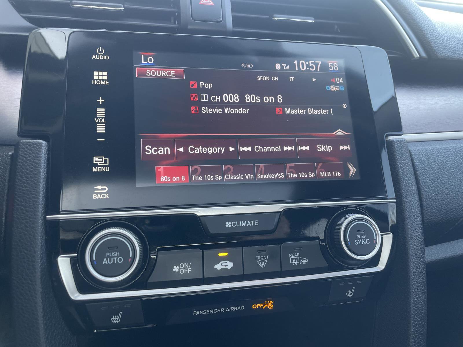 Used 2018 Honda Civic EX-L image 9