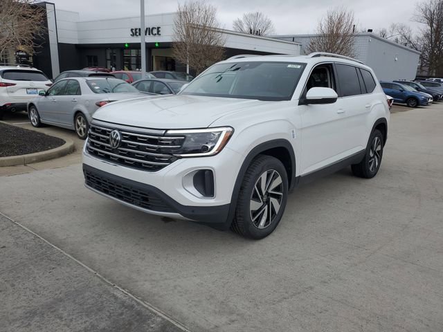 New 2026 Volkswagen Atlas SEL image 2