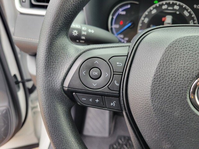 Used 2025 Toyota RAV4 LE image 18