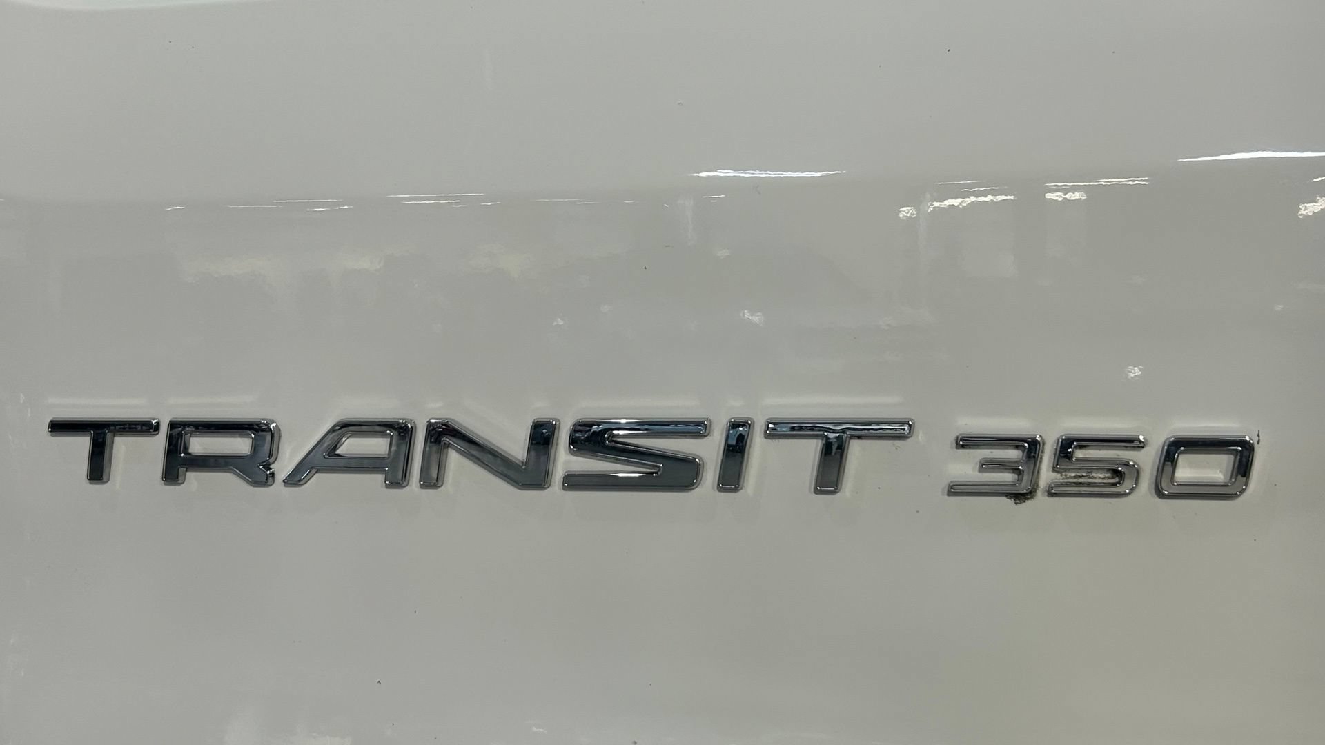 Used 2022 Ford Transit 350 148 High Roof Extended AWD image 25