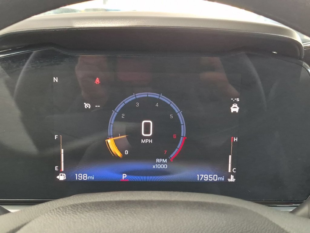 Used 2026 Chevrolet Trax LT FWD image 13