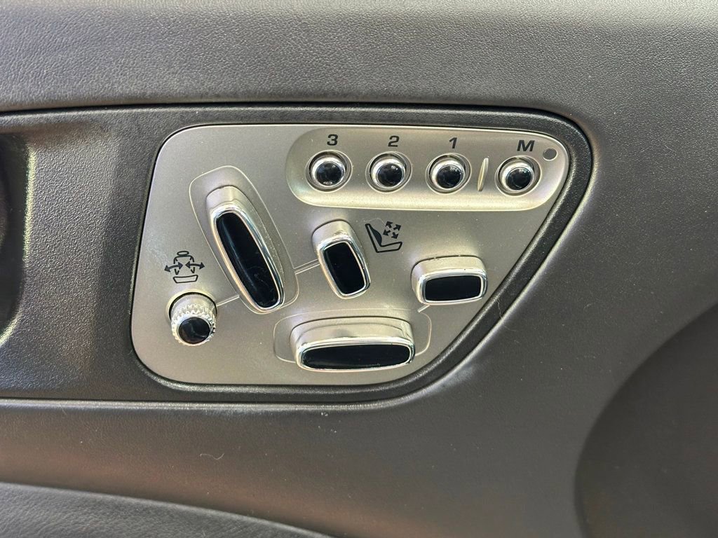 Used 2010 Jaguar XK Convertible RWD image 15