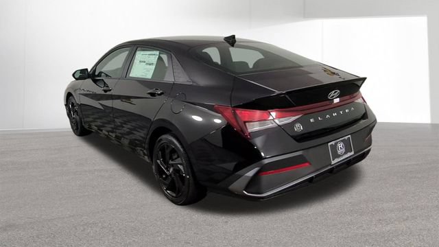 New 2026 Hyundai Elantra Sport FWD image 7