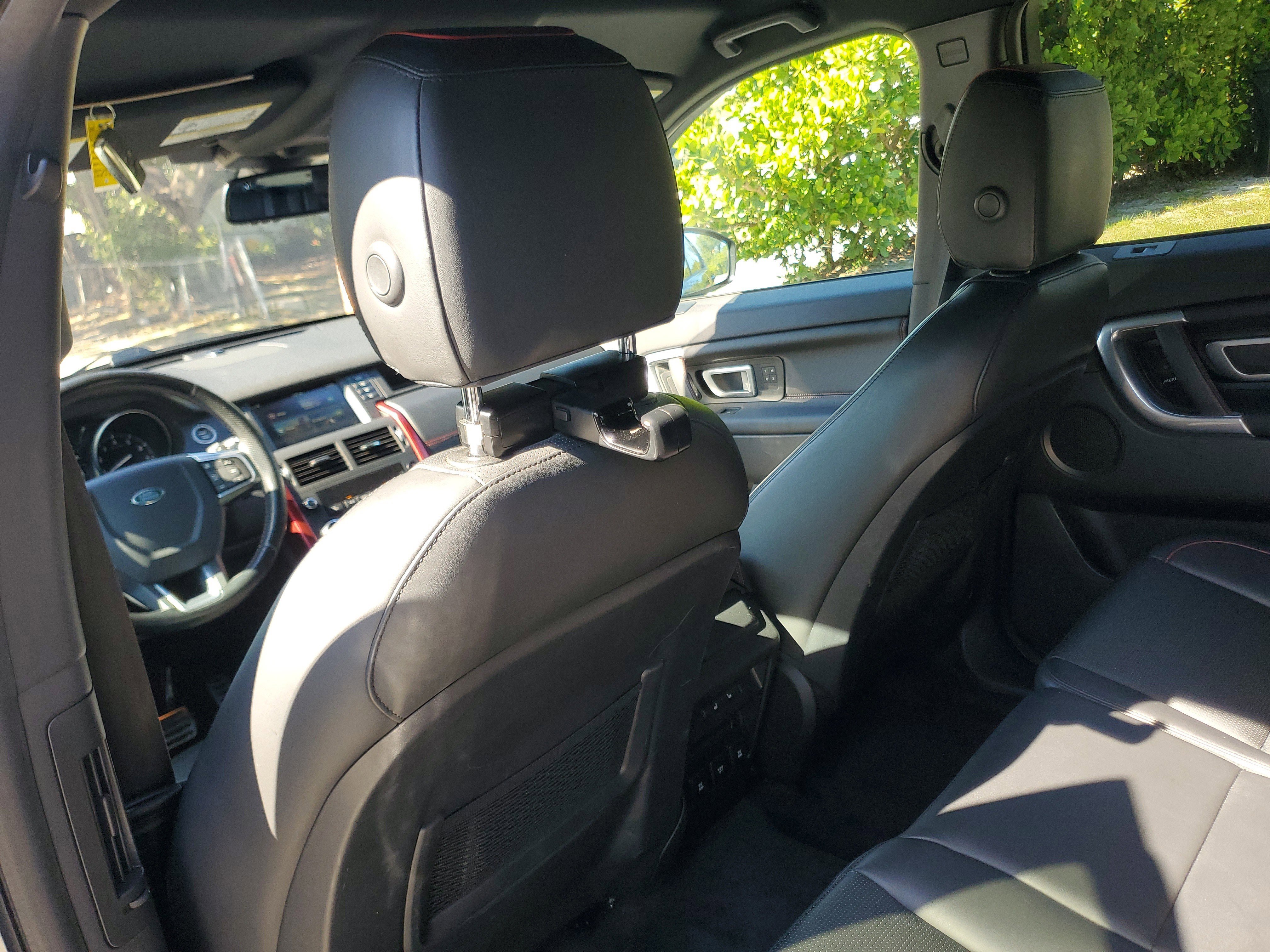Used 2019 Land Rover Discovery Sport HSE image 12