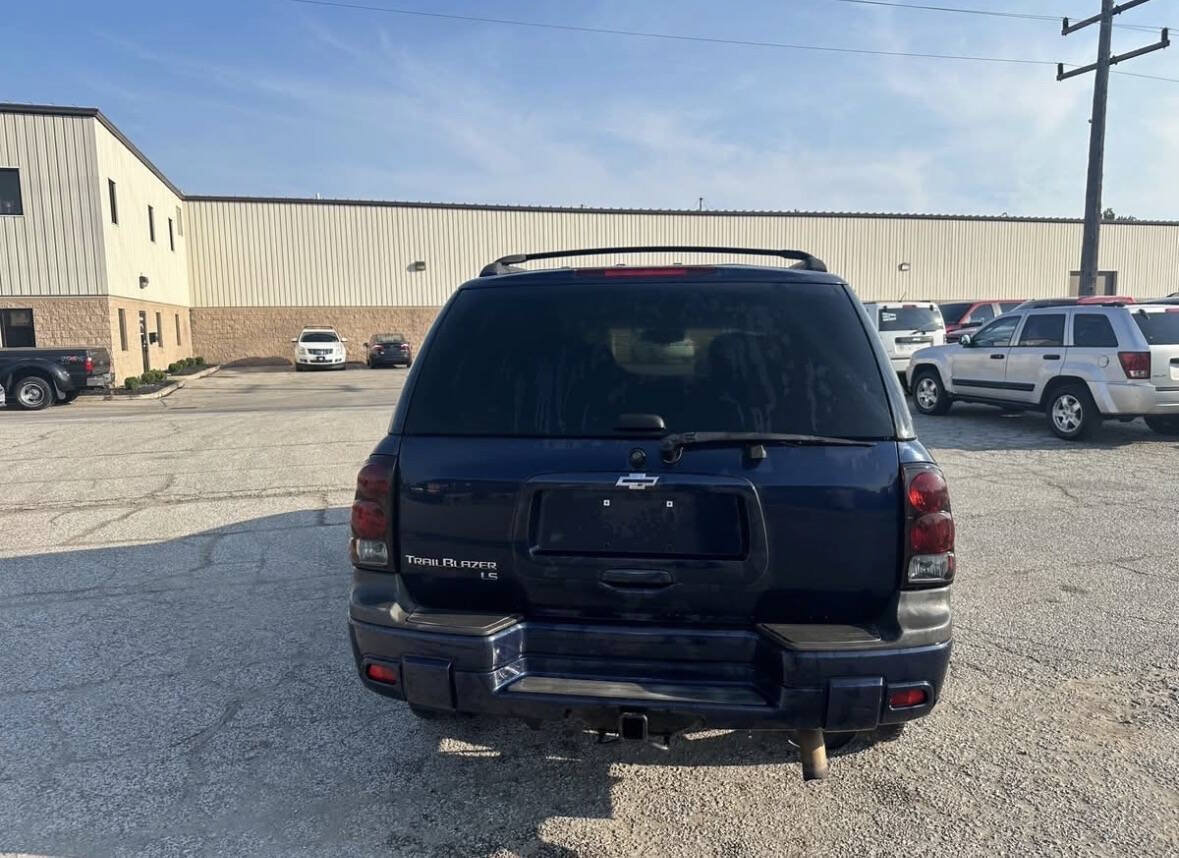 Used 2007 Chevrolet TrailBlazer LS AWD/4WD image 9