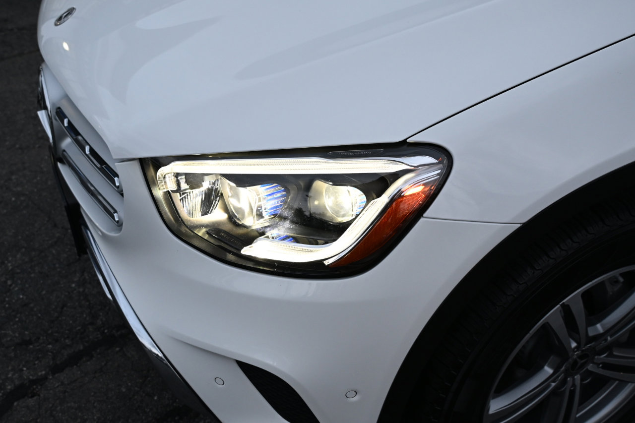 Used 2022 Mercedes-Benz GLC 300 4MATIC image 53