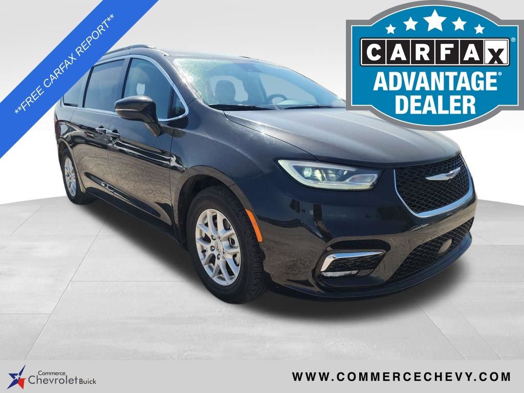 Used 2022 Chrysler Pacifica Touring-L image 1