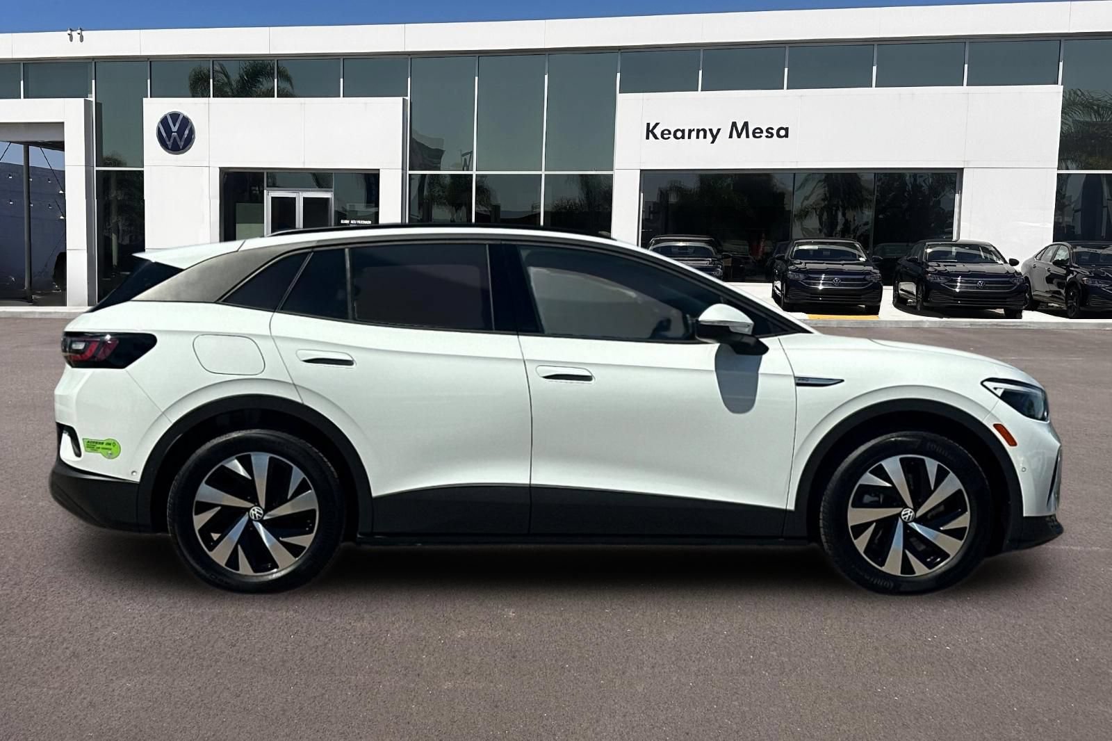 Used 2023 Volkswagen ID.4 Pro RWD image 3