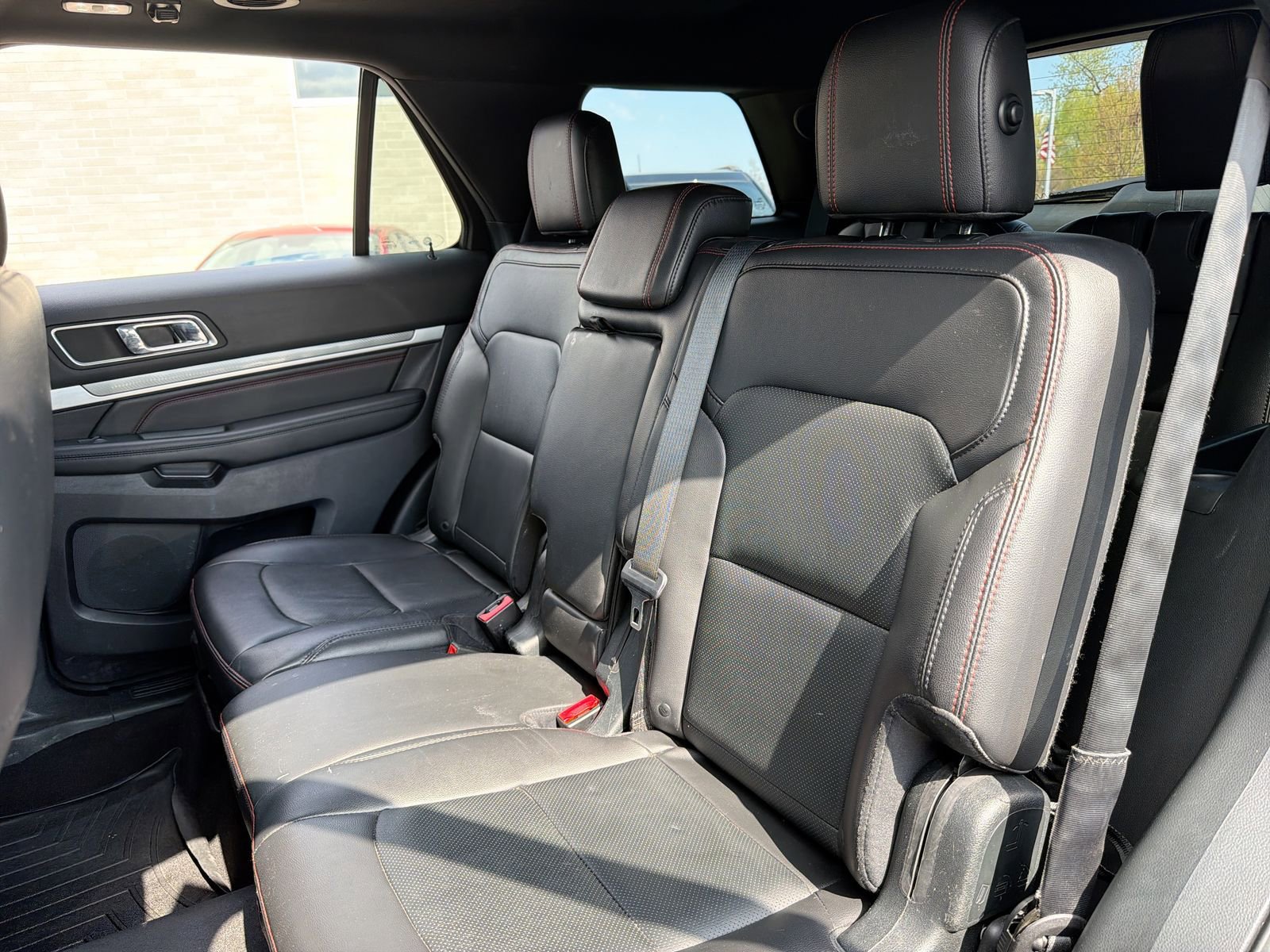 Used 2018 Ford Explorer Sport w/ Equipment Group 401A image 26