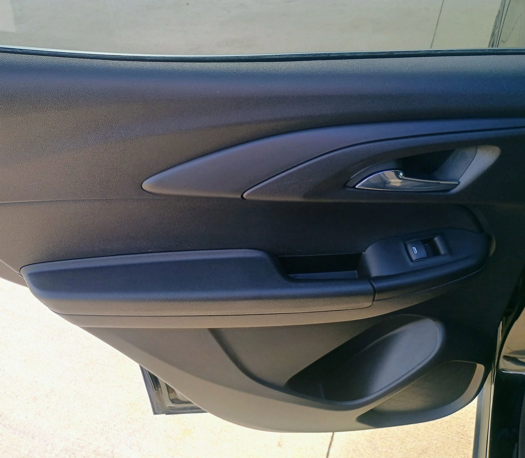 Used 2023 Chevrolet TrailBlazer LT w/ Convenience Package image 8