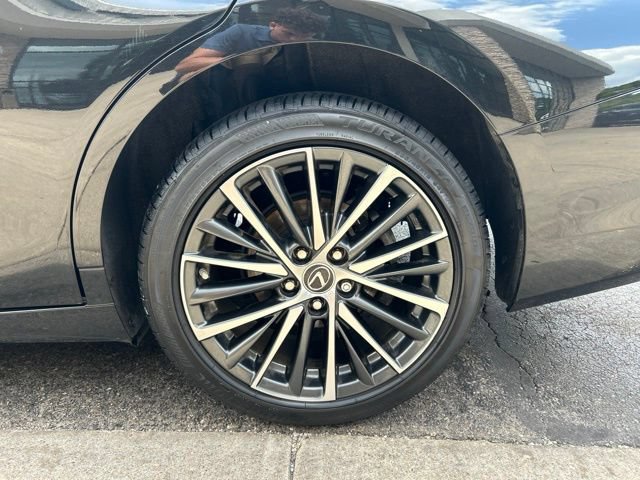 Certified 2023 Lexus ES 250 w/ Premium Package AWD/4WD image 44