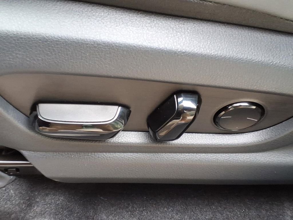 New 2026 Lexus RZ 350e 2WD image 12