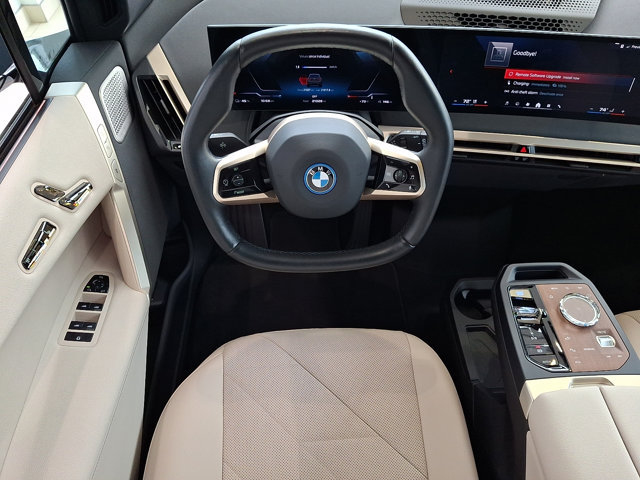 Used 2024 BMW iX M60 AWD/4WD image 11