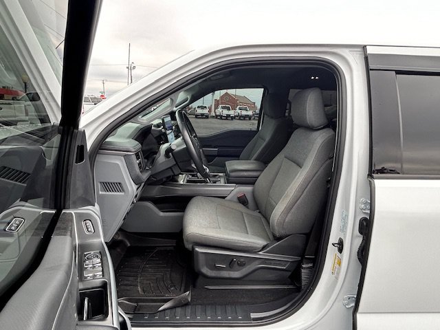 Used 2024 Ford F150 Lightning Flash AWD/4WD image 18