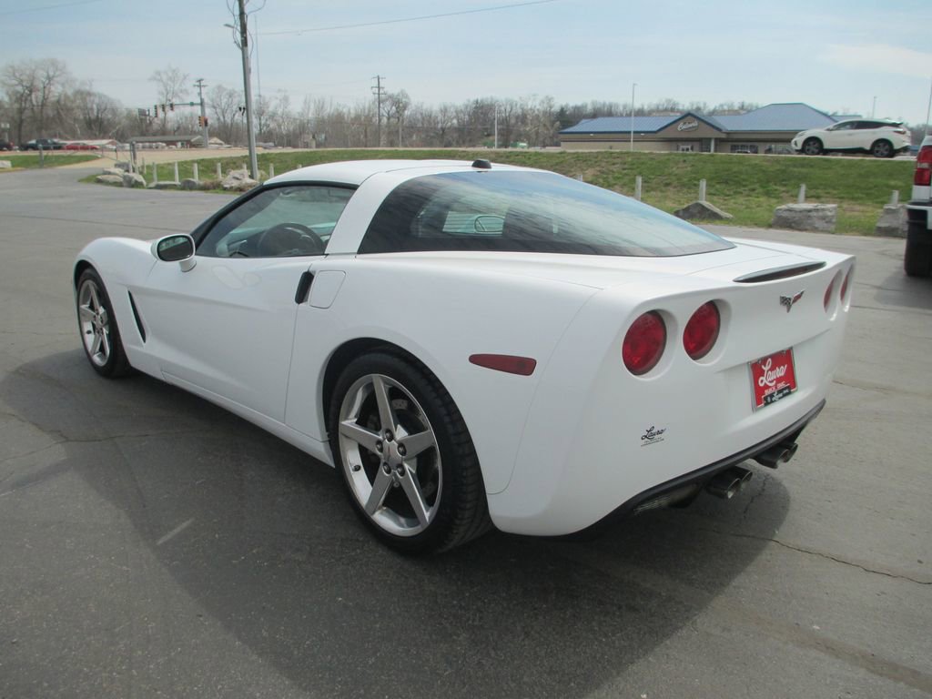 Used 2005 Chevrolet Corvette Coupe w/ Preferred Equipment Group image 7