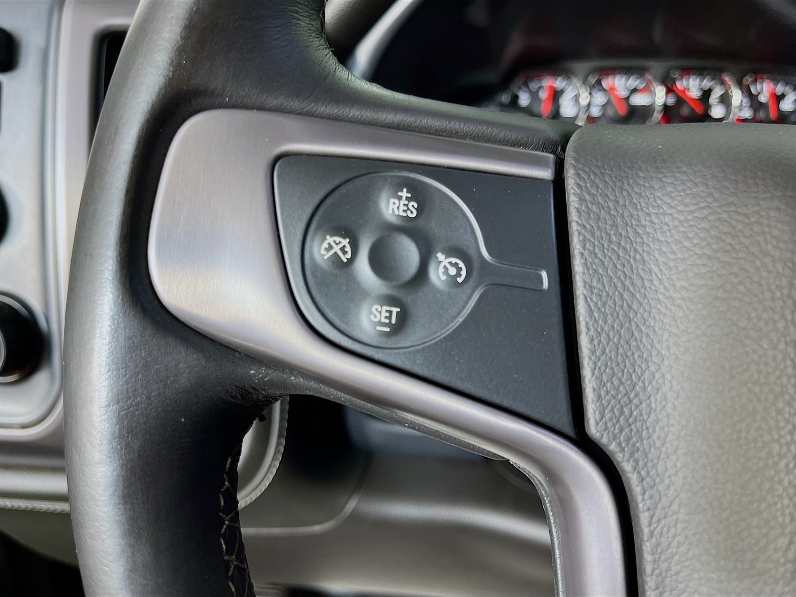 Used 2015 GMC Sierra 1500 SLE AWD/4WD image 14
