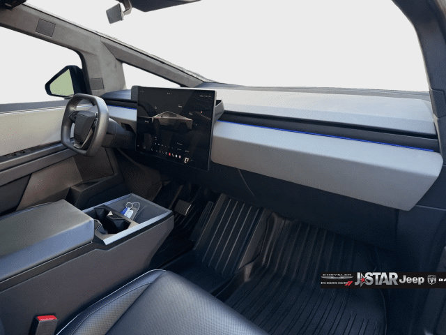 Used 2024 Tesla Cybertruck AWD Crew Cab image 20