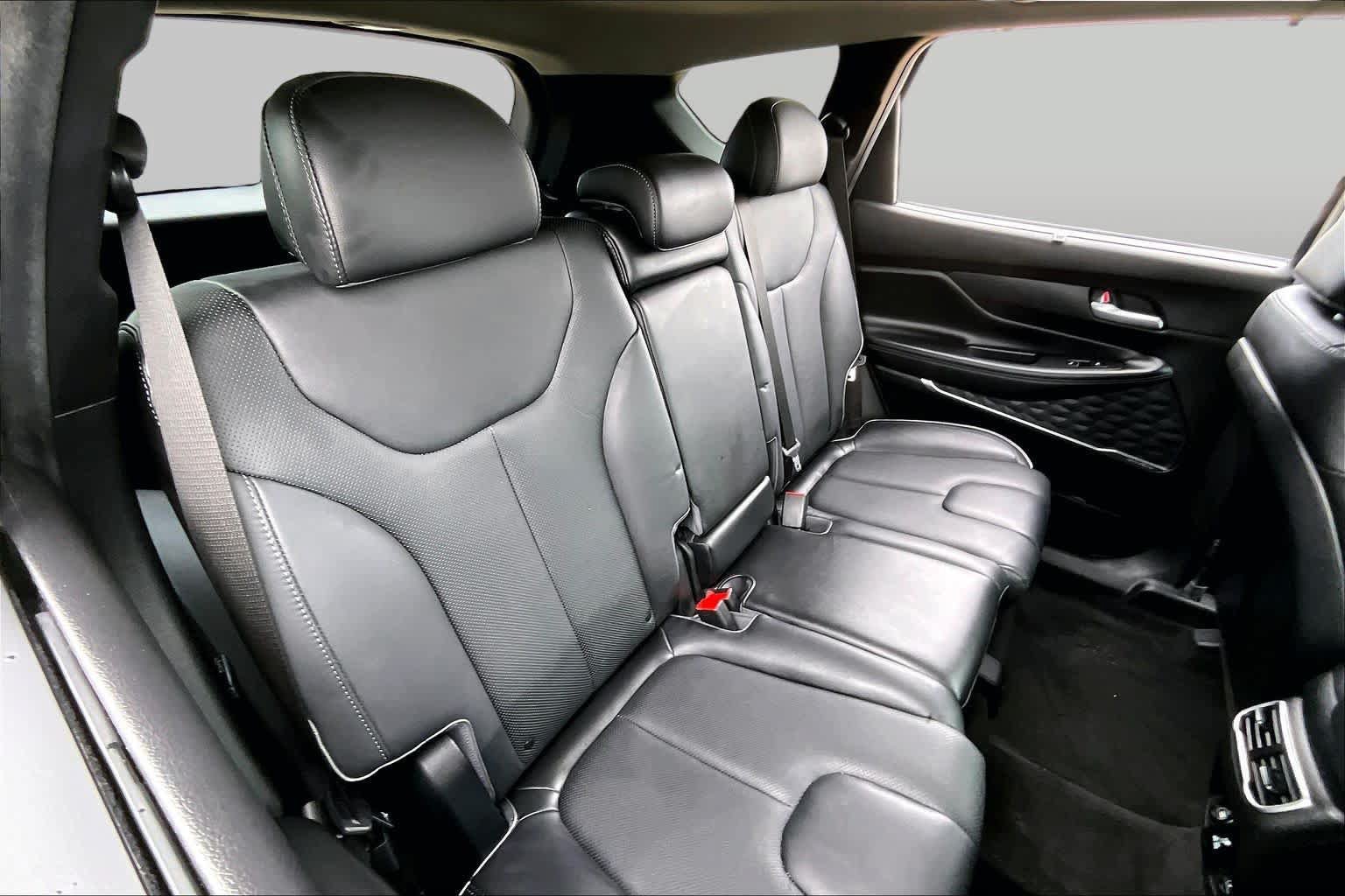 Used 2023 Hyundai Santa Fe Limited FWD image 19
