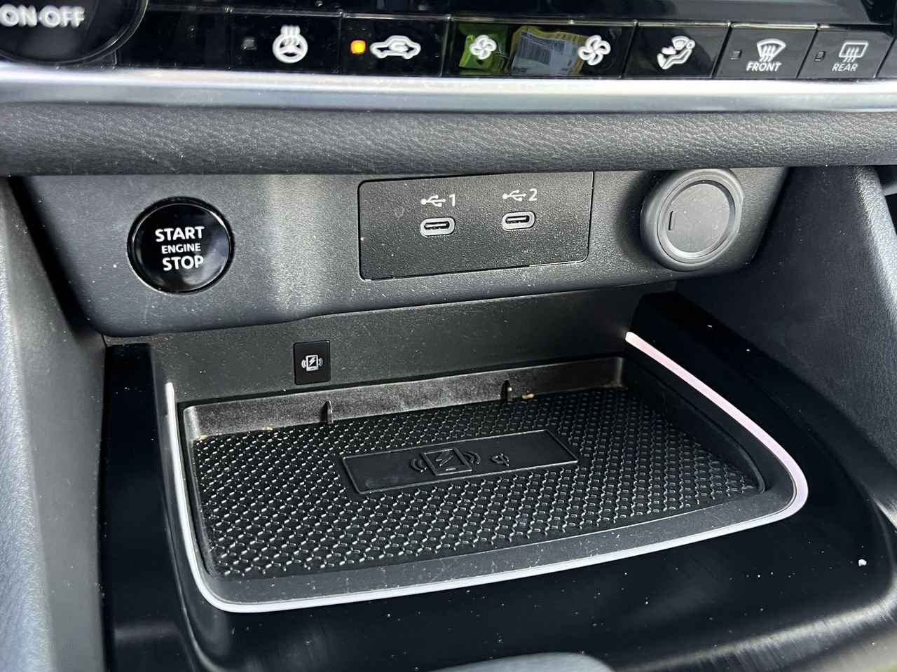 Certified 2025 Nissan Rogue SL FWD image 17