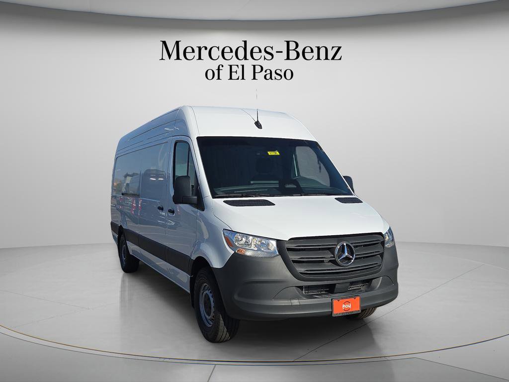 Used 2025 Mercedes-Benz Sprinter 2500 image 2
