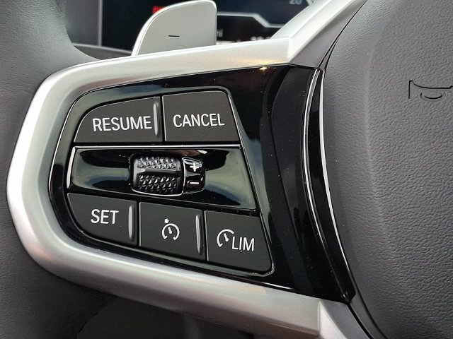 New 2026 BMW 330i xDrive Sedan w/ M Sport Package AWD/4WD image 19