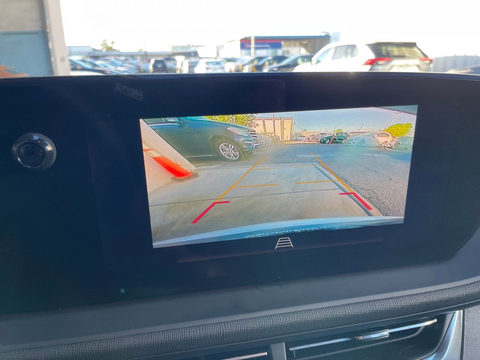 Used 2025 Buick Envista Preferred image 17