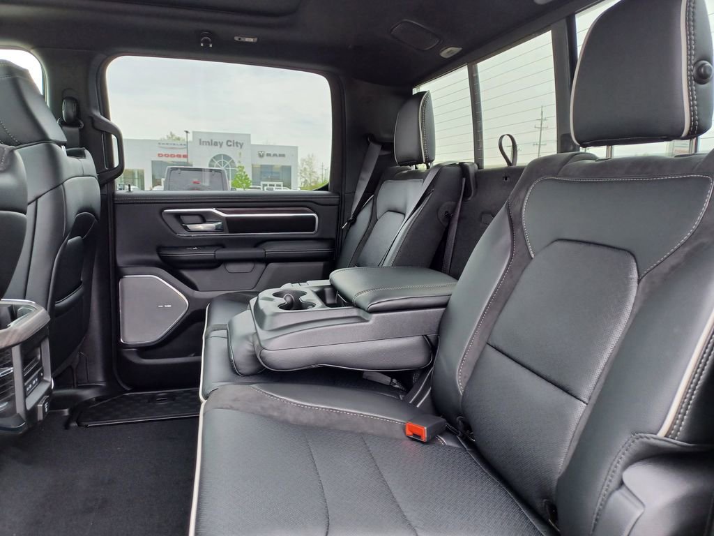 New 2026 RAM 1500 Laramie AWD/4WD image 30