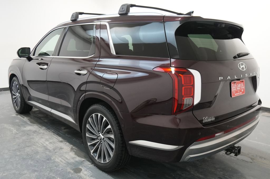Used 2024 Hyundai Palisade Calligraphy image 6