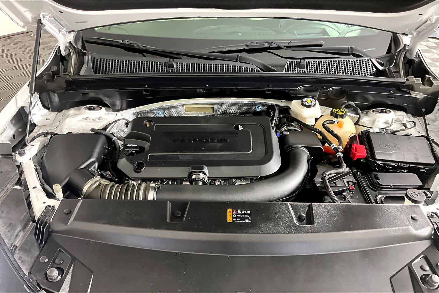 Used 2023 Buick Envision Avenir FWD image 31
