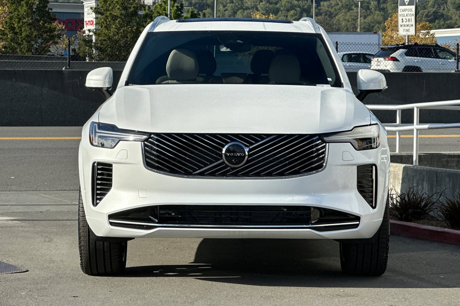 New 2026 Volvo XC90 B6 Ultra image 10