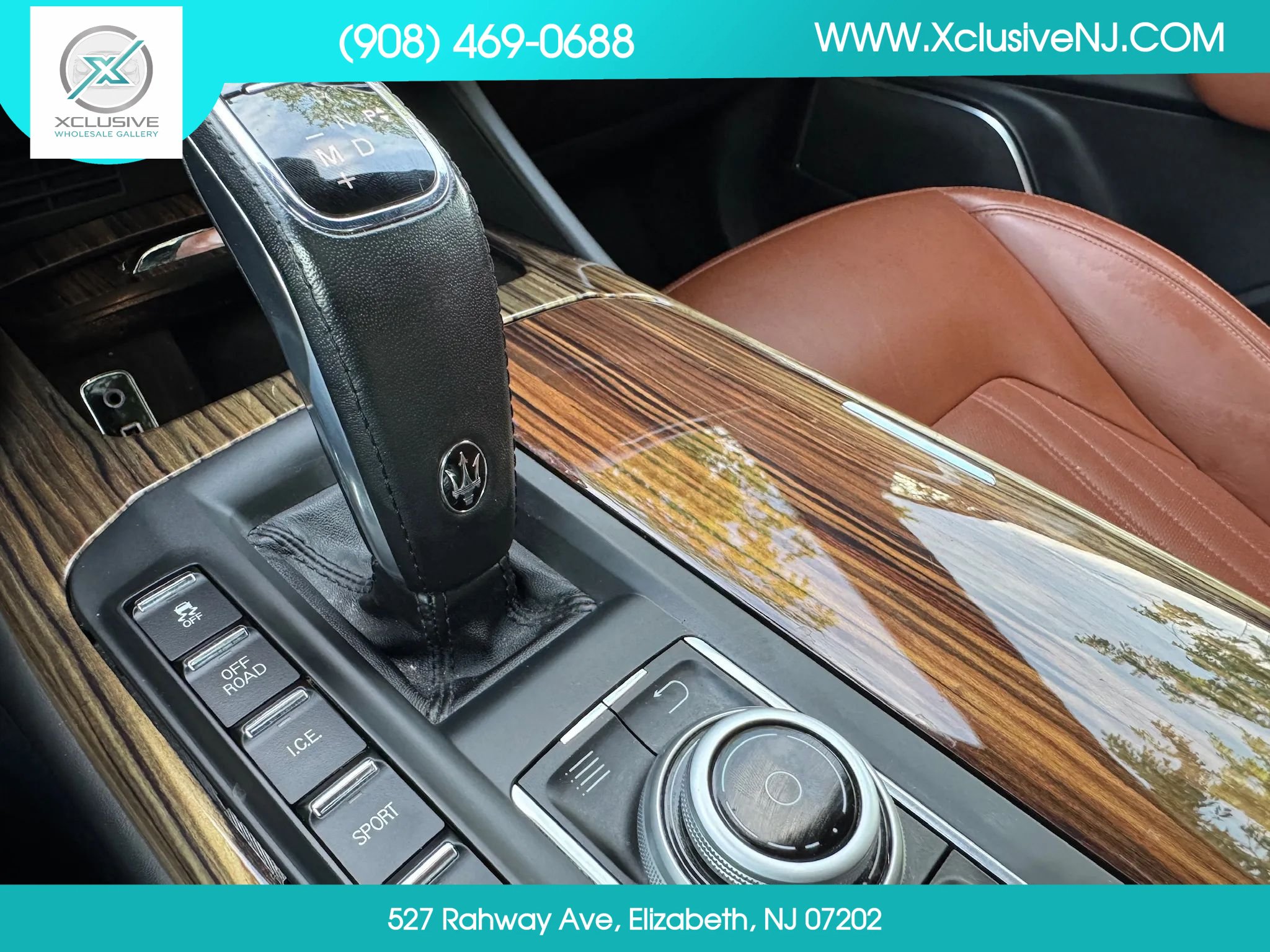 Used 2019 Maserati Levante GranLusso AWD/4WD image 16