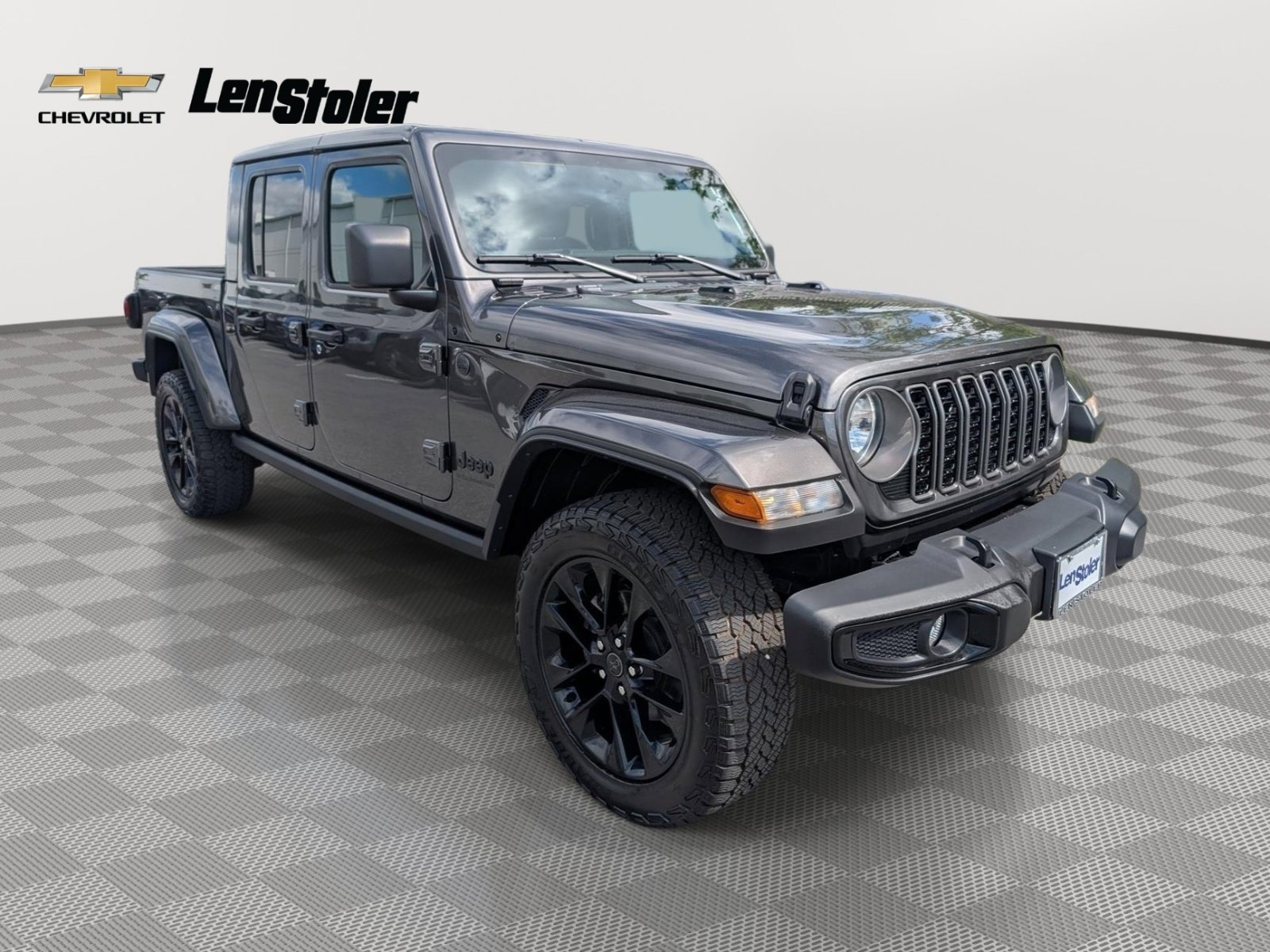 Used 2025 Jeep Gladiator Sport AWD/4WD image 7