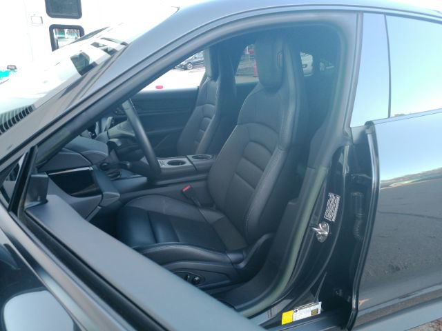 Used 2023 Porsche Taycan image 14